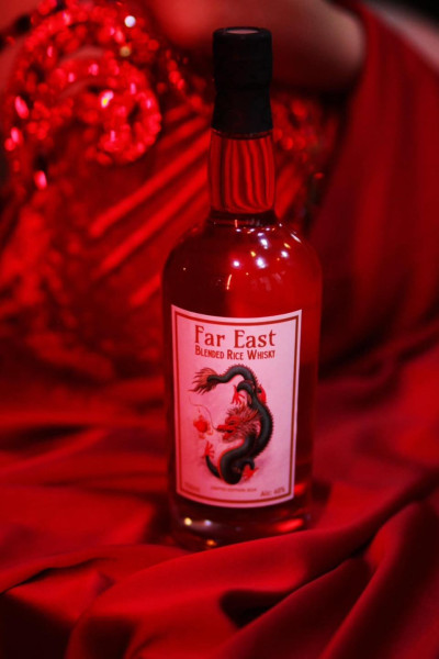 FAR EAST BLENDED RICE WHISKY  